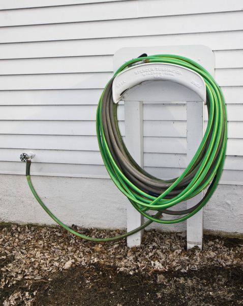 Cost of Hose Holder Installation in Wylie